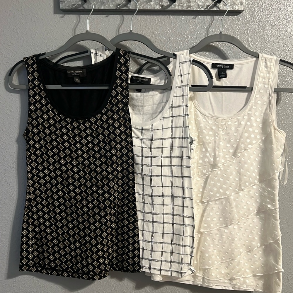 Women’s Sleeveless Top Bundle